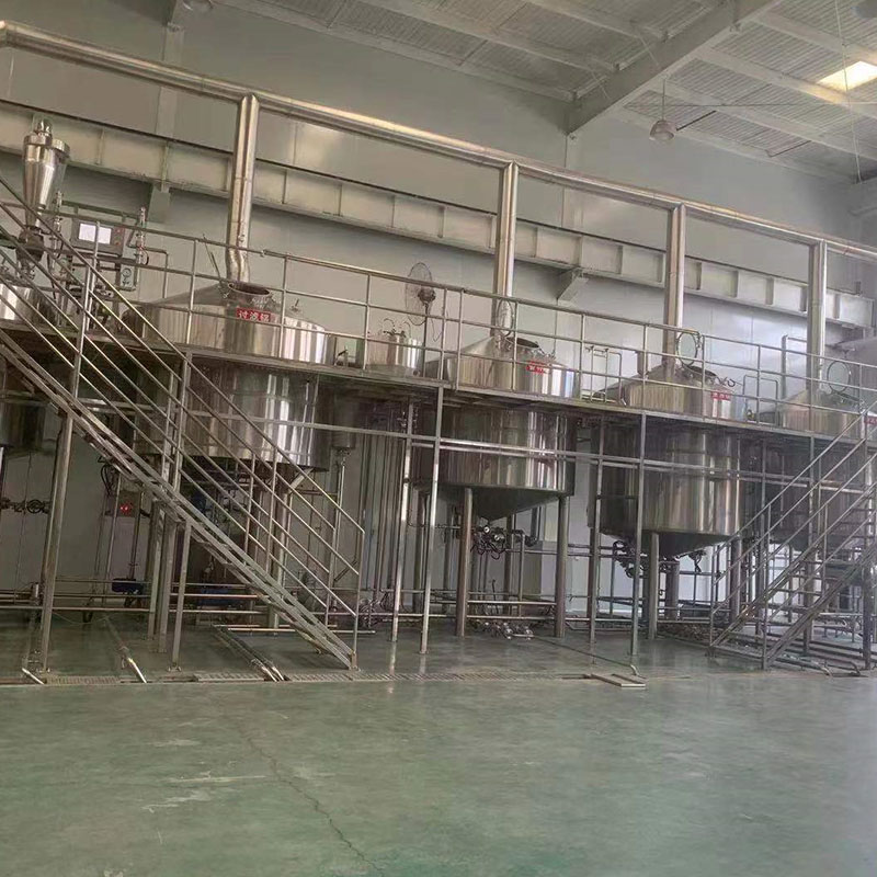 北京精酿啤酒设备厂—平面布置、设备设计、制造、调试、培训等一条龙服务_COPY